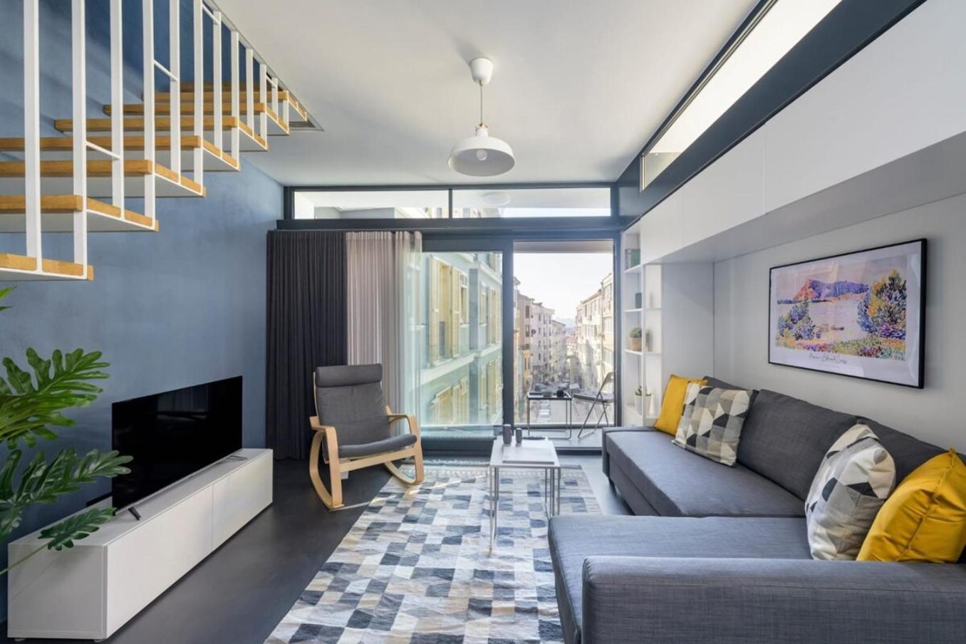 Bright Modern Design New Duplex Loft Patio! #145 Hotell Istanbul Exteriör bild
